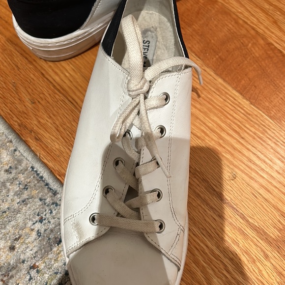 Steve Madden platform shoes - Picture 2 of 3